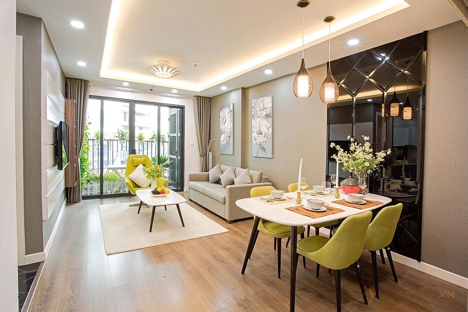 Không gian phòng khách và bàn ăn căn hộ chung cư tại Hà Nội, Việt Nam